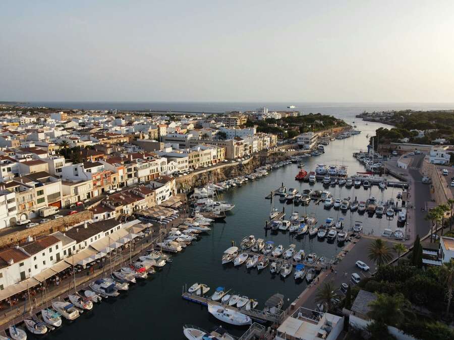 Ferries de Barcelona a Menorca